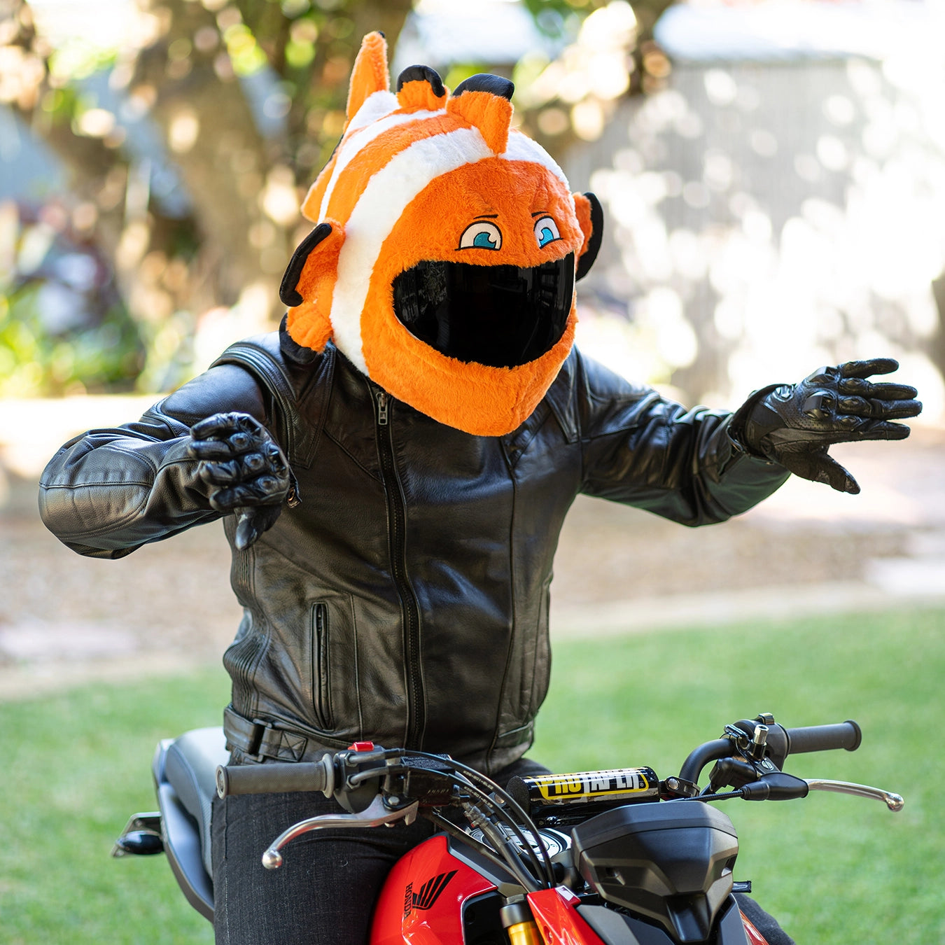 Motorcycle Helmet Cover - Clown Fish Motorcycle Helmet Cover - Clown Fish
